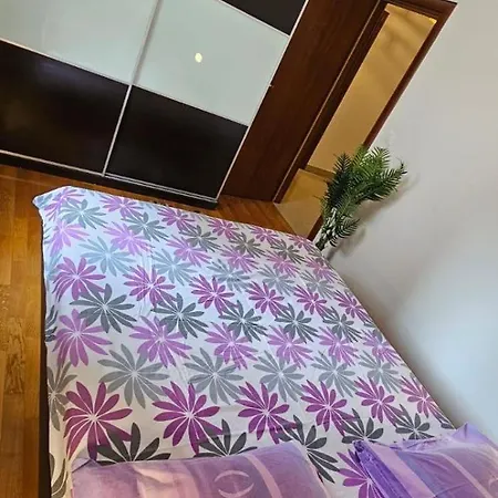 Adela Apartments Plaza Znjan Split Apartamento